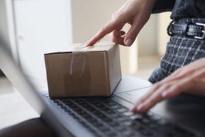 Sklep internetowy a kasa fiskalna. Zwolnienie, o którym nikt nie mówi